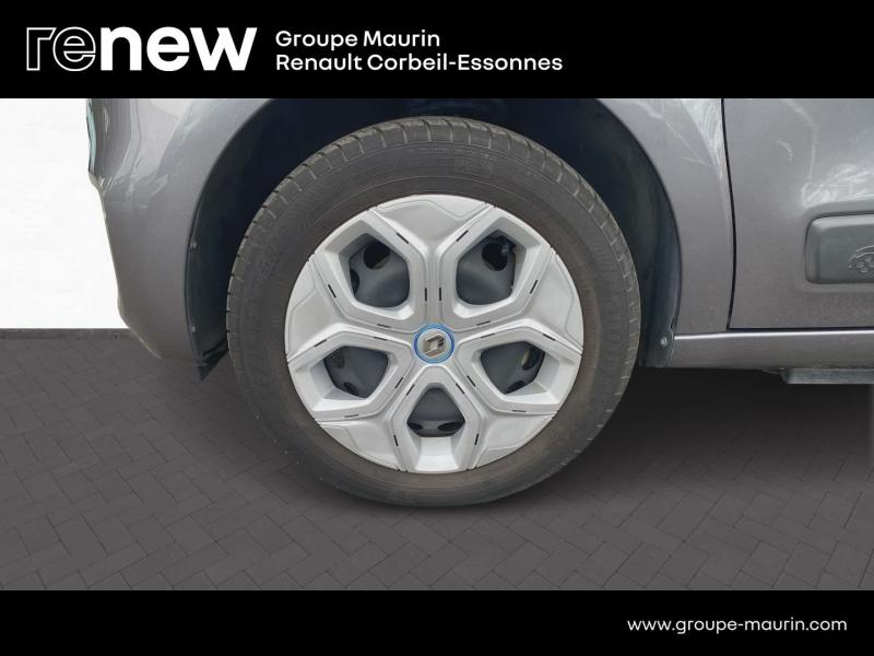 Photo 16 de l’annonce de RENAULT Twingo d’occasion à vendre à CORBEIL-ESSONNES