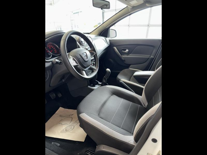 Photo 7 de l’annonce de DACIA Sandero d’occasion à vendre à CHENNEVIÈRES-SUR-MARNE