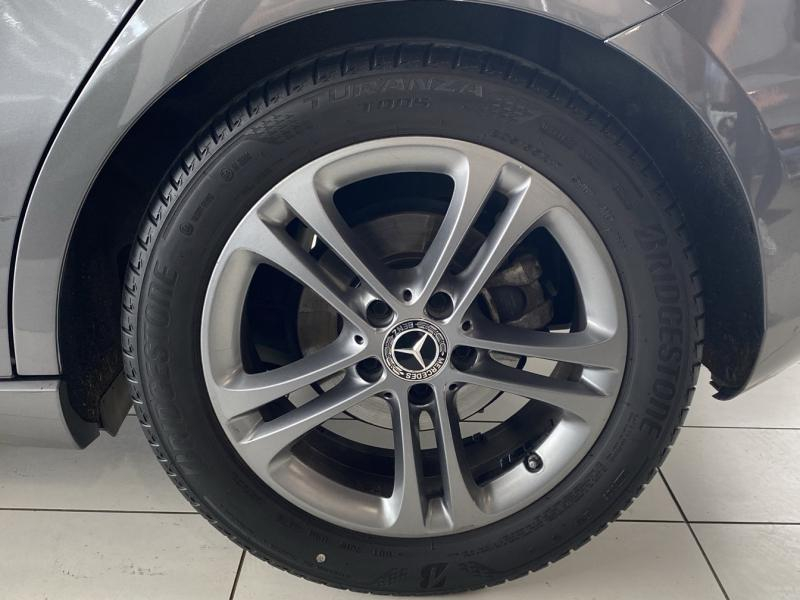 Photo 5 de l’annonce de MERCEDES-BENZ Classe A d’occasion à vendre à PAYS DE GEX