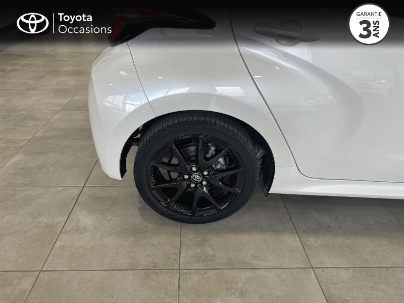 Photo 16 de l’annonce de TOYOTA Yaris d’occasion à vendre à LATTES