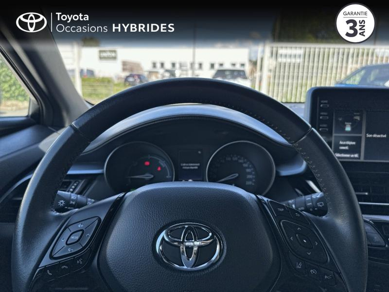 Photo 13 de l’annonce de TOYOTA C-HR d’occasion à vendre à LE CRÈS