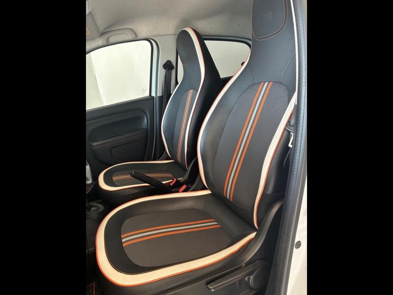 Photo 10 de l’annonce de RENAULT Twingo d’occasion à vendre à CHENNEVIÈRES-SUR-MARNE