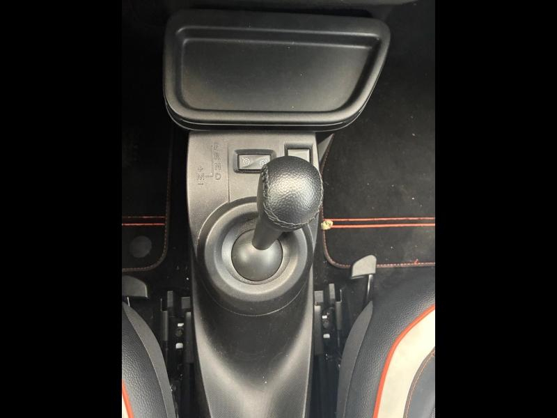 Photo 13 de l’annonce de RENAULT Twingo d’occasion à vendre à CHENNEVIÈRES-SUR-MARNE