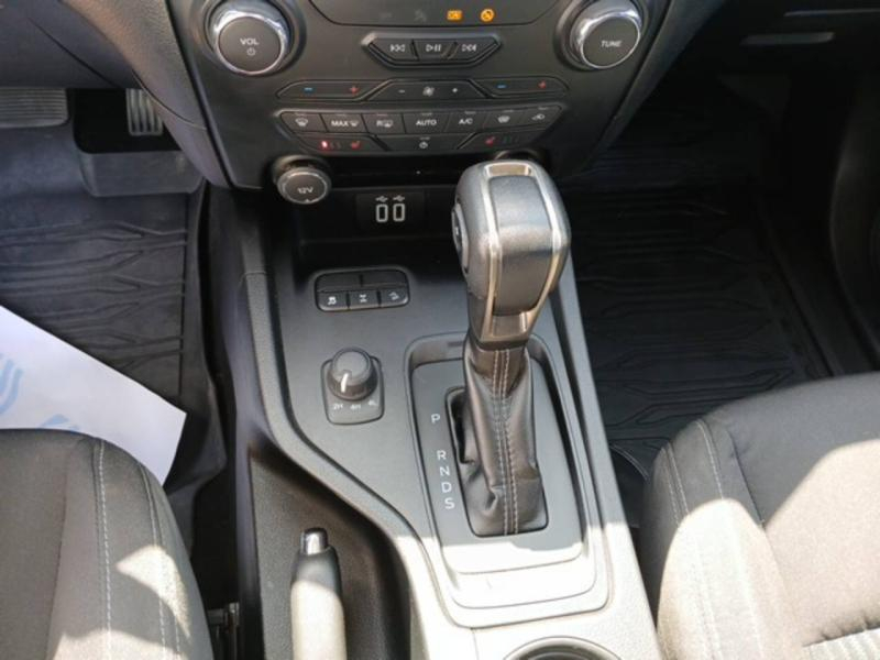 Photo 11 de l’annonce de FORD Ranger VUL d’occasion à vendre à NÎMES