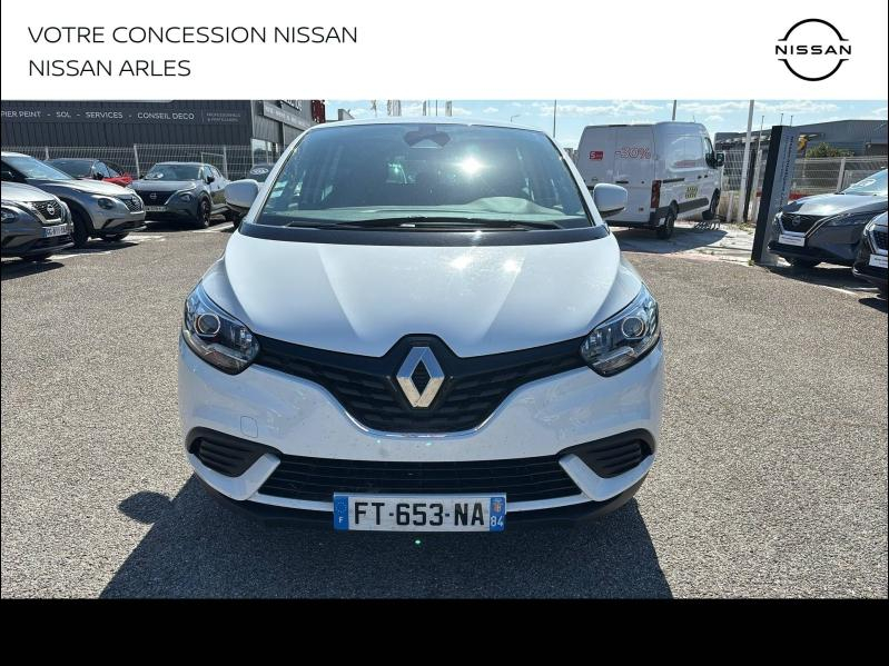 Photo 14 de l’annonce de RENAULT Scenic d’occasion à vendre à ARLES