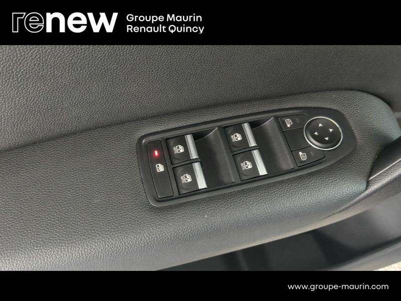 Photo 12 de l’annonce de RENAULT Captur d’occasion à vendre à QUINCY-SOUS-SÉNART
