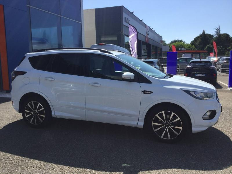 Photo 3 de l’annonce de FORD Kuga d’occasion à vendre à AVIGNON