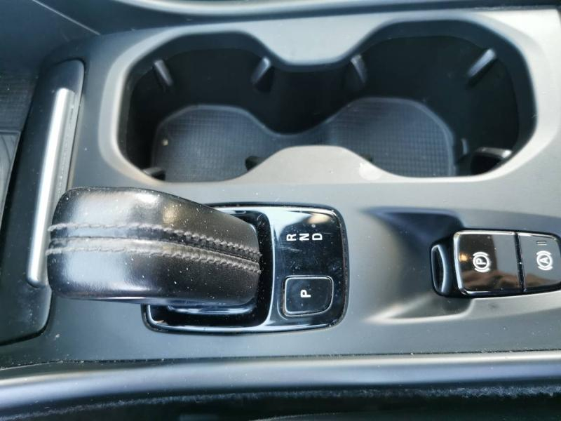 Photo 14 de l’annonce de VOLVO XC40 d’occasion à vendre à VITROLLES