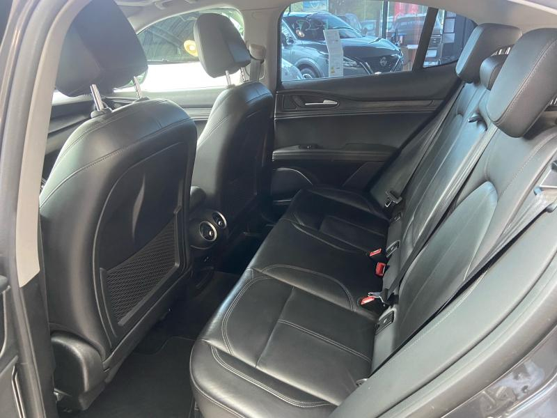 Photo 12 de l’annonce de ALFA ROMEO Stelvio d’occasion à vendre à THONON