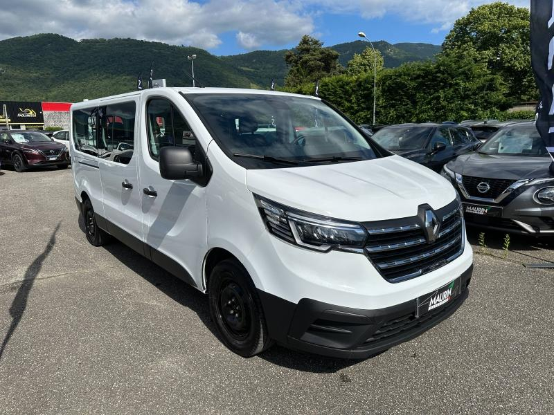 Photo 3 de l’annonce de RENAULT Trafic Combi d’occasion à vendre à CHAMBERY