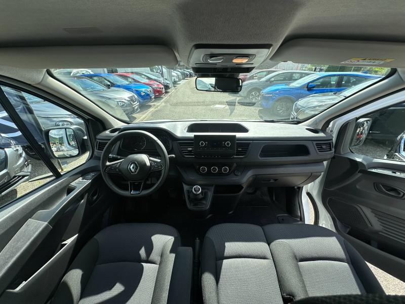 Photo 12 de l’annonce de RENAULT Trafic Combi d’occasion à vendre à CHAMBERY