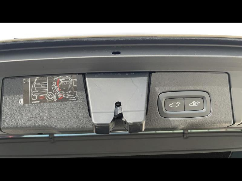 Photo 9 de l’annonce de VOLVO XC60 d’occasion à vendre à TOULON
