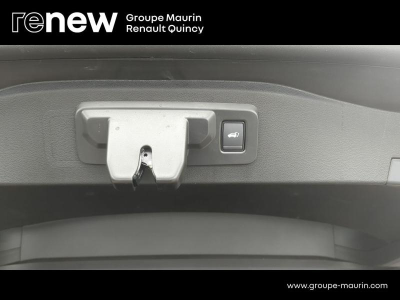Photo 10 de l’annonce de RENAULT Espace d’occasion à vendre à QUINCY-SOUS-SÉNART