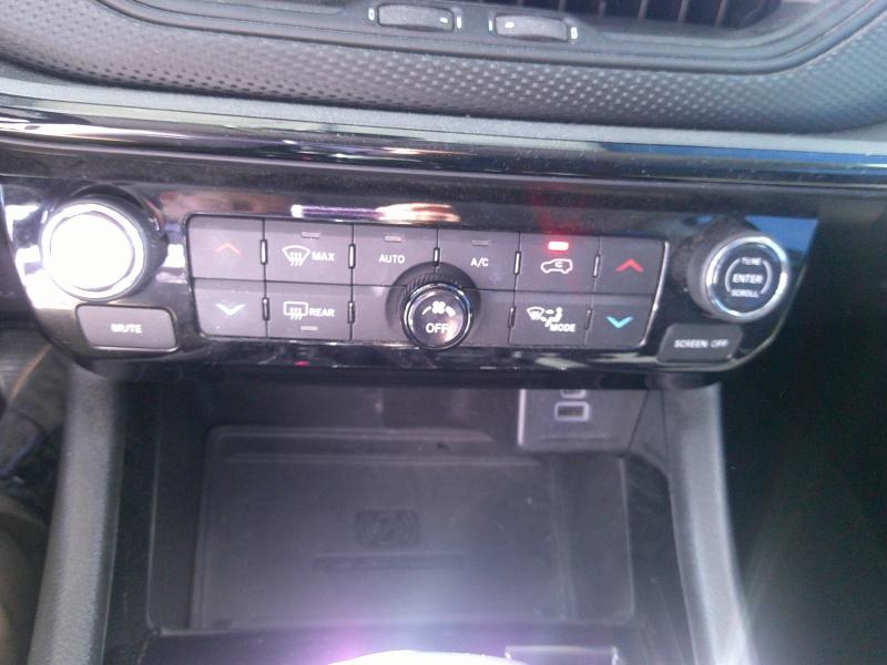 Photo 8 de l’annonce de JEEP Compass d’occasion à vendre à PERPIGNAN