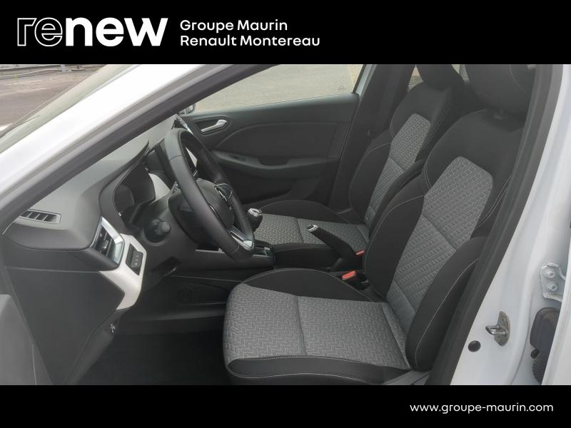 Photo 10 de l’annonce de RENAULT Clio d’occasion à vendre à VARENNES SUR SEINE