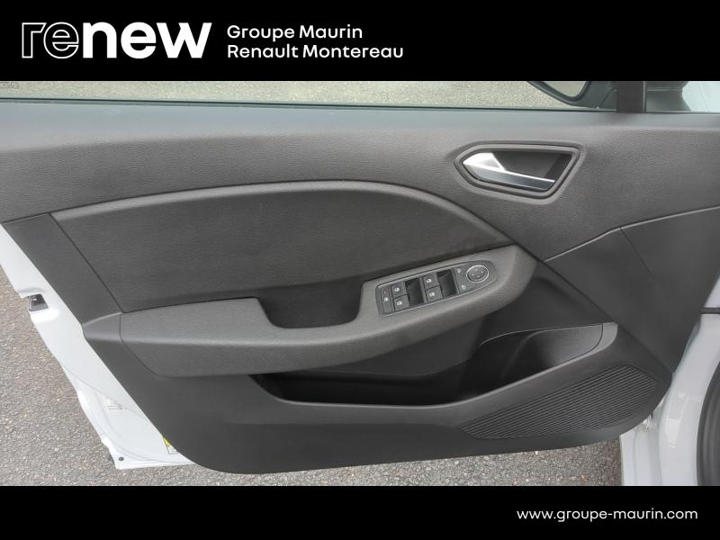 Photo 19 de l’annonce de RENAULT Clio d’occasion à vendre à VARENNES SUR SEINE