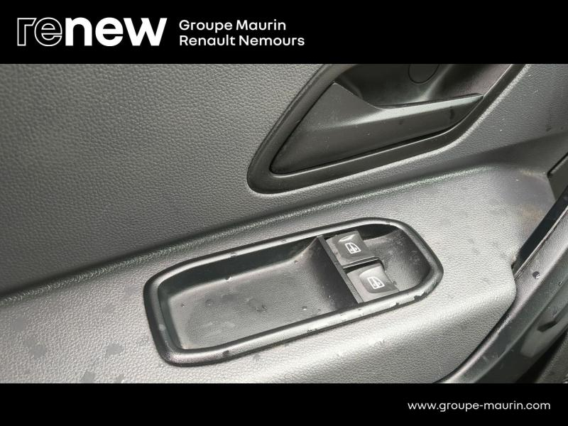 Photo 18 de l’annonce de DACIA Duster d’occasion à vendre à SAINT PIERRE LES NEMOURS