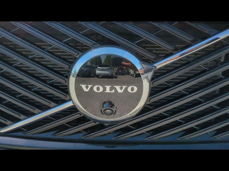 Photo 10 de l’annonce de VOLVO XC90 d’occasion à vendre à FRÉJUS
