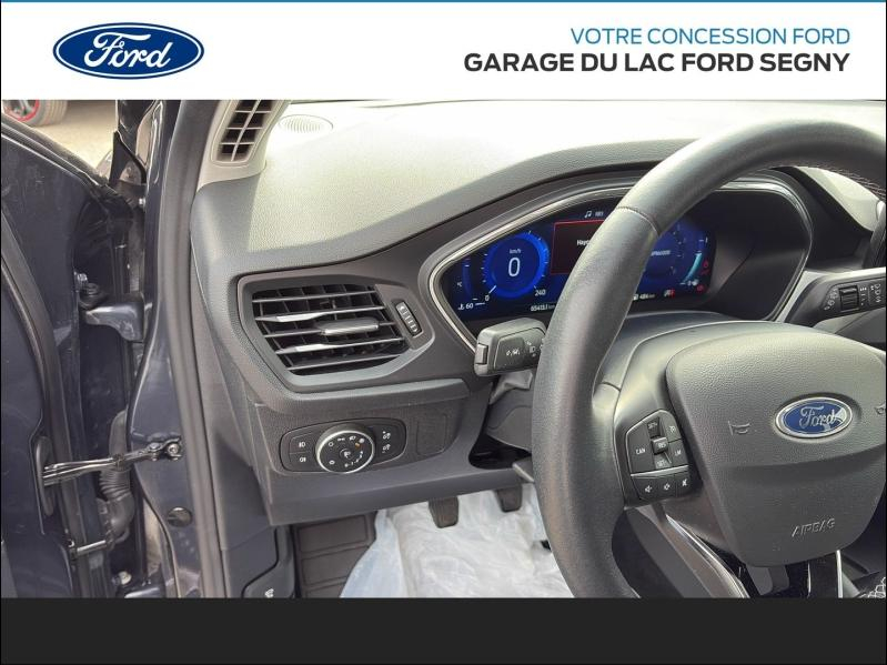 Photo 14 de l’annonce de FORD Focus d’occasion à vendre à PAYS DE GEX