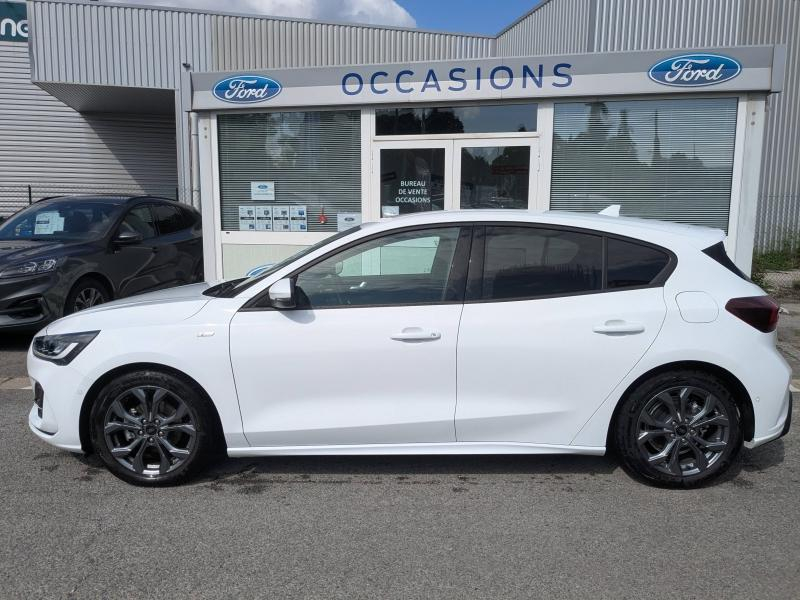 Photo 10 de l’annonce de FORD Focus d’occasion à vendre à DRAGUIGNAN