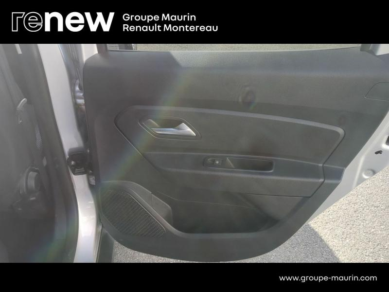 Photo 18 de l’annonce de DACIA Duster d’occasion à vendre à VARENNES SUR SEINE