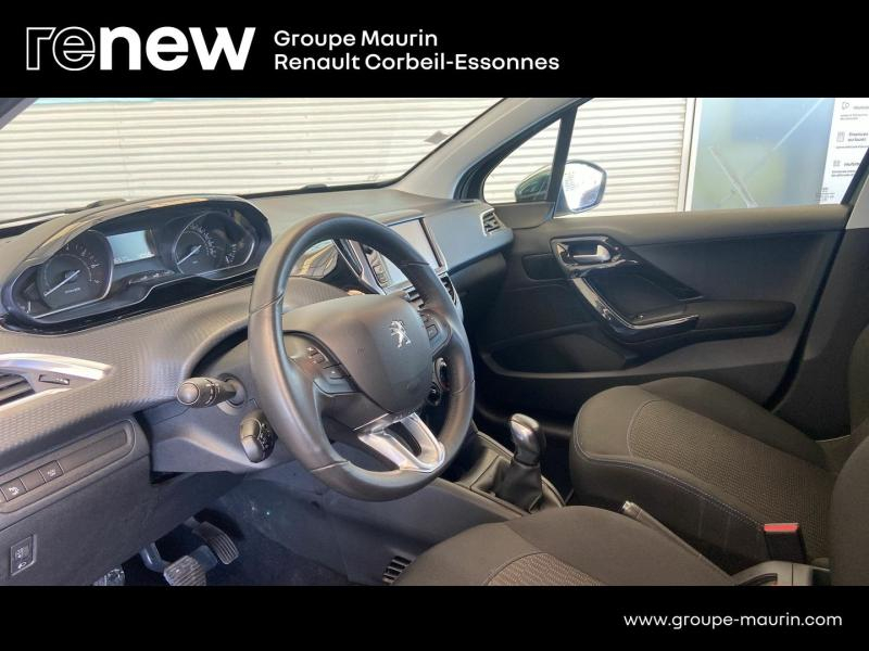 Photo 9 de l’annonce de PEUGEOT 208 d’occasion à vendre à CORBEIL-ESSONNES