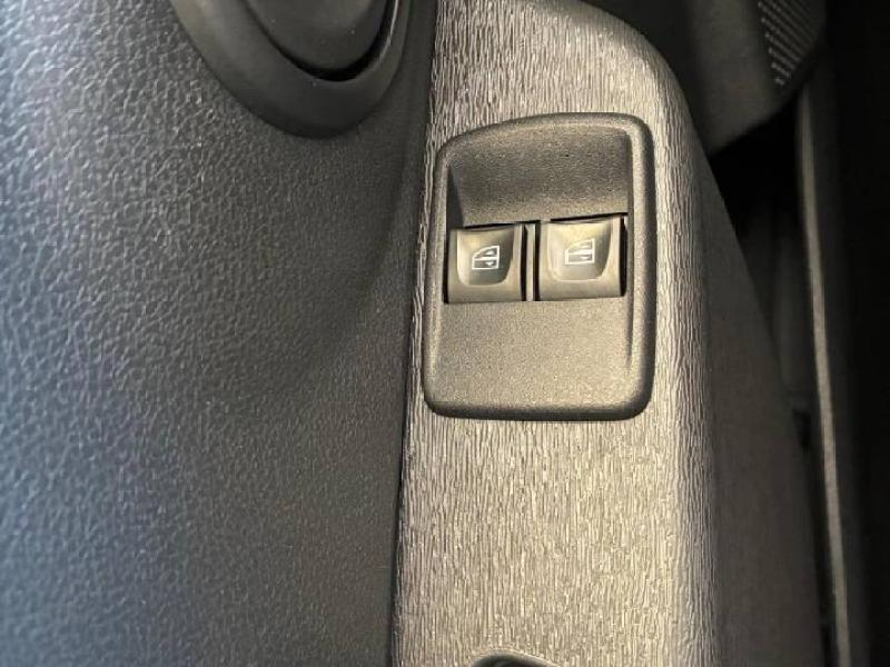 Photo 7 de l’annonce de DACIA Lodgy d’occasion à vendre à CHENNEVIÈRES-SUR-MARNE