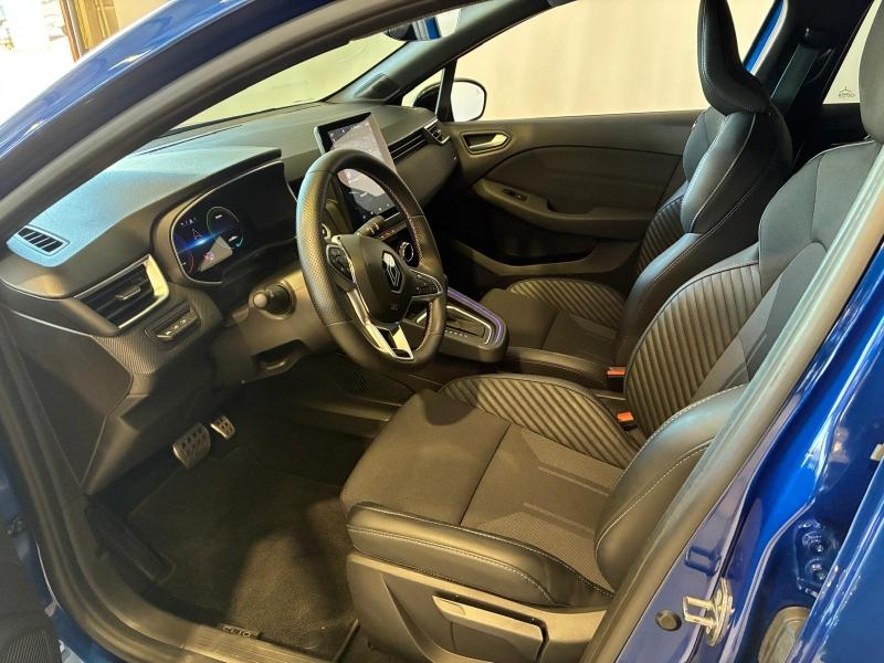 Photo 6 de l’annonce de RENAULT Clio d’occasion à vendre à CHENNEVIÈRES-SUR-MARNE