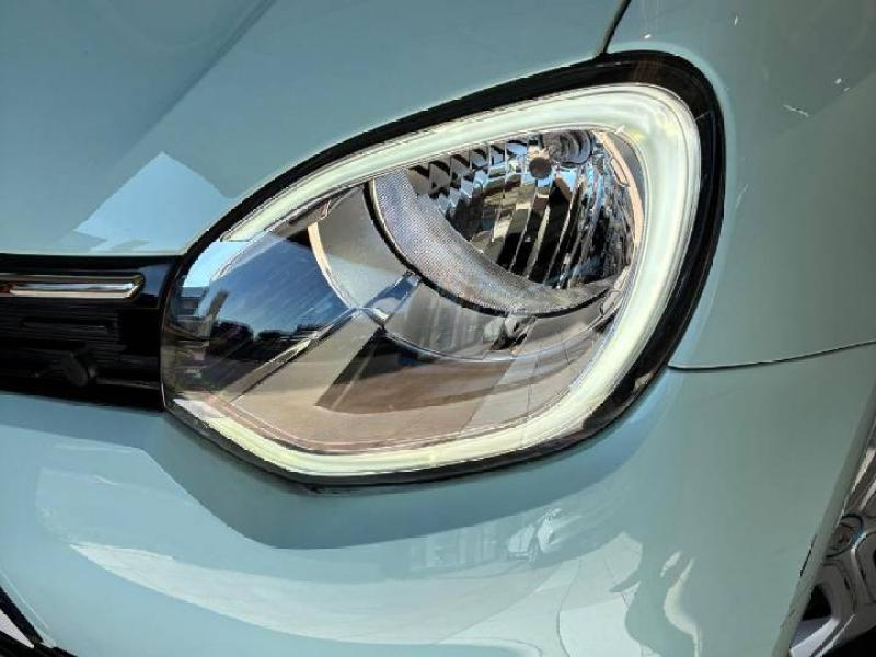 Photo 3 de l’annonce de RENAULT Twingo d’occasion à vendre à CHENNEVIÈRES-SUR-MARNE
