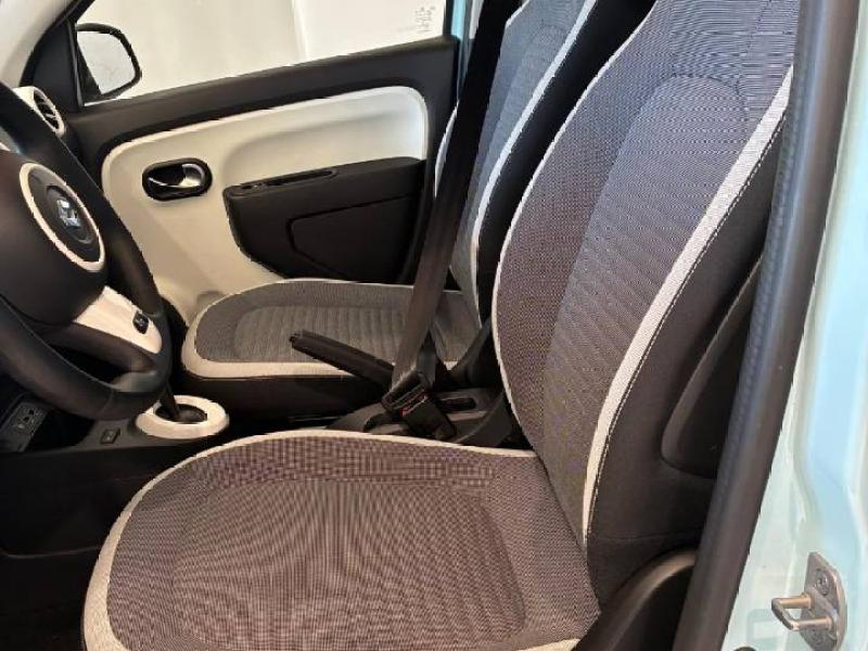 Photo 5 de l’annonce de RENAULT Twingo d’occasion à vendre à CHENNEVIÈRES-SUR-MARNE