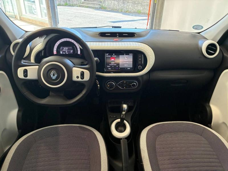Photo 9 de l’annonce de RENAULT Twingo d’occasion à vendre à CHENNEVIÈRES-SUR-MARNE