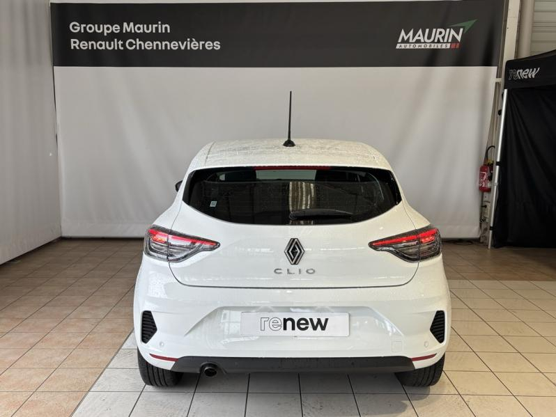 Photo 3 de l’annonce de RENAULT Clio d’occasion à vendre à CHENNEVIÈRES-SUR-MARNE