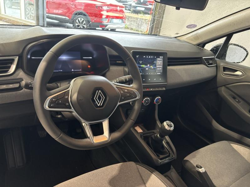 Photo 6 de l’annonce de RENAULT Clio d’occasion à vendre à CHENNEVIÈRES-SUR-MARNE