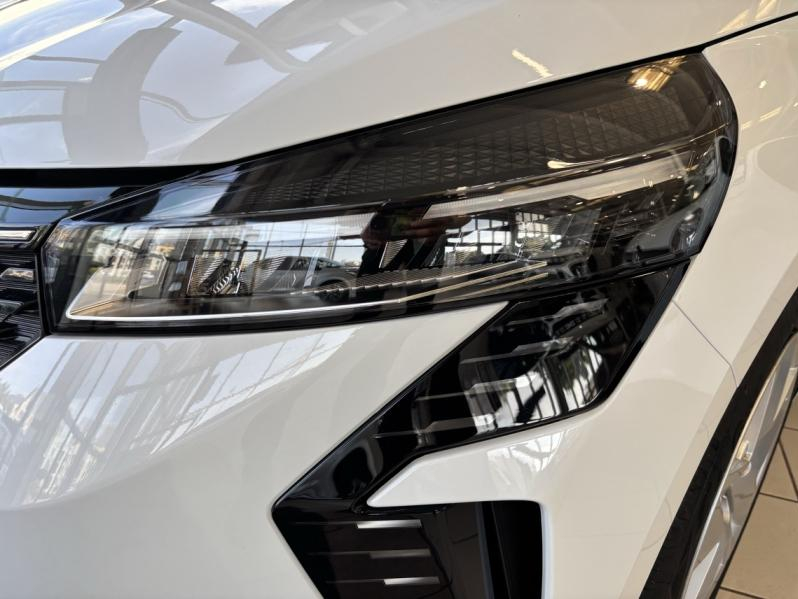 Photo 9 de l’annonce de RENAULT Clio d’occasion à vendre à CHENNEVIÈRES-SUR-MARNE
