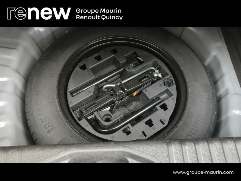 Photo 8 de l’annonce de RENAULT Clio d’occasion à vendre à QUINCY-SOUS-SÉNART