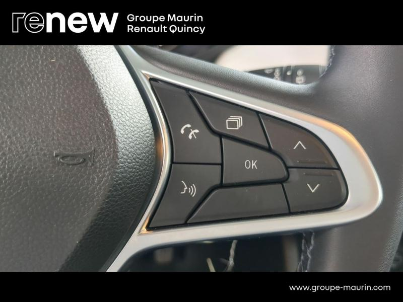 Photo 18 de l’annonce de RENAULT Clio d’occasion à vendre à QUINCY-SOUS-SÉNART