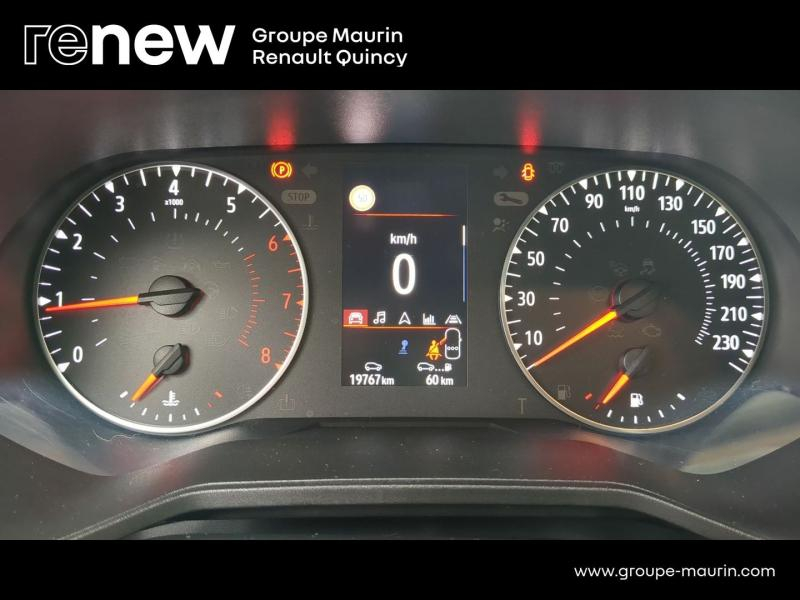 Photo 19 de l’annonce de RENAULT Clio d’occasion à vendre à QUINCY-SOUS-SÉNART