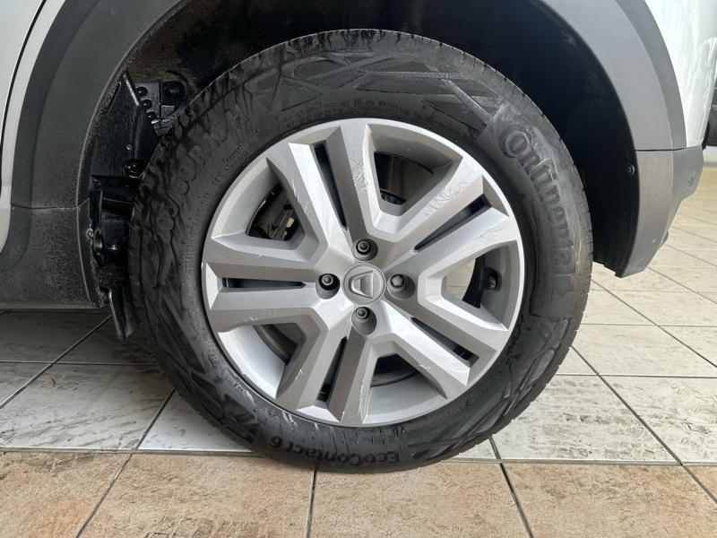 Photo 18 de l’annonce de DACIA Sandero d’occasion à vendre à CHENNEVIÈRES-SUR-MARNE