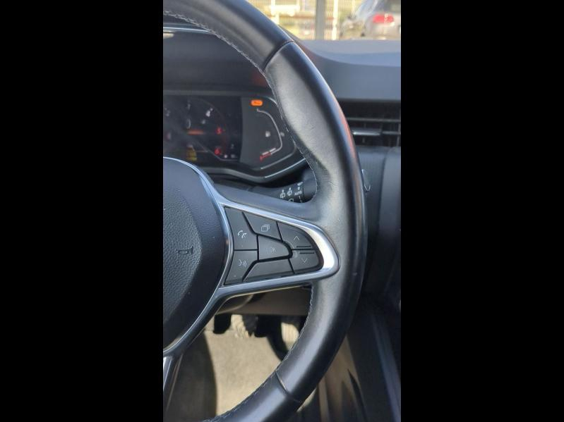 Photo 14 de l’annonce de RENAULT Clio d’occasion à vendre à BOLLÈNE