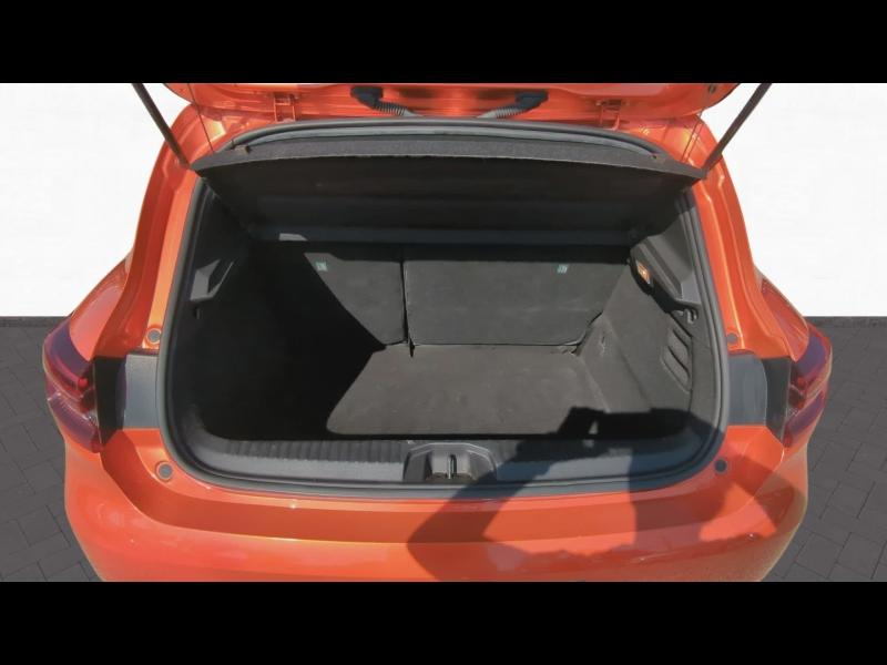 Photo 18 de l’annonce de RENAULT Clio d’occasion à vendre à BOLLÈNE