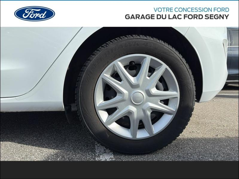 Photo 4 de l’annonce de FORD Fiesta d’occasion à vendre à PAYS DE GEX
