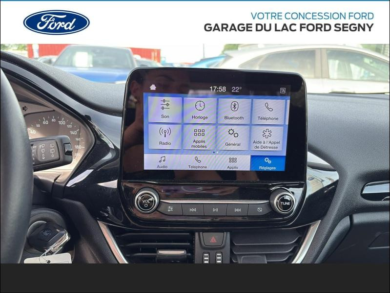 Photo 10 de l’annonce de FORD Fiesta d’occasion à vendre à PAYS DE GEX