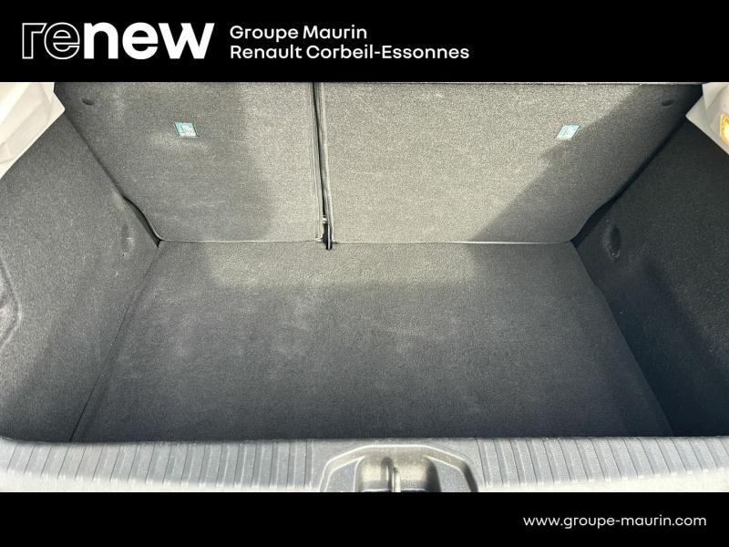 Photo 9 de l’annonce de RENAULT Clio d’occasion à vendre à CORBEIL-ESSONNES