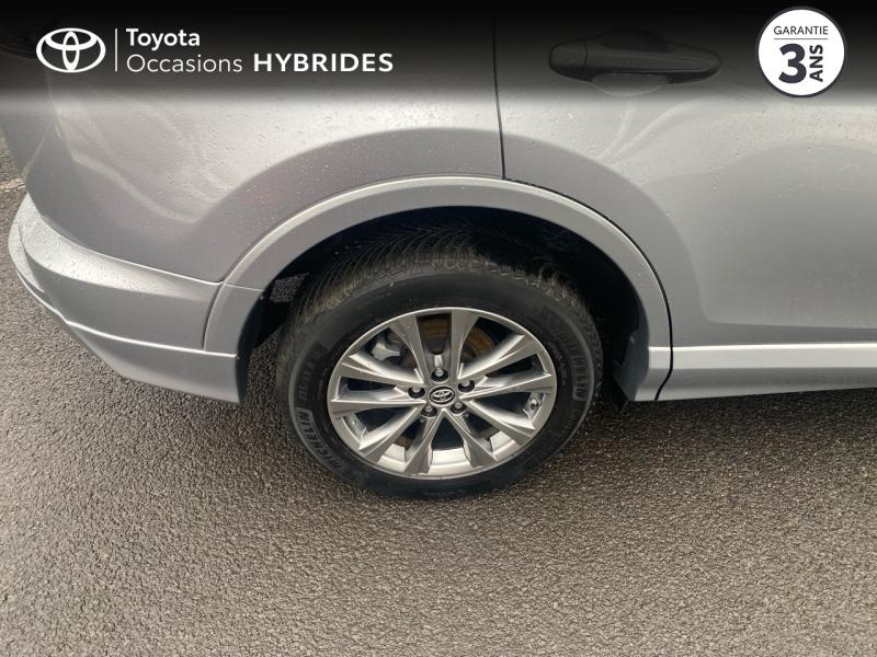 Photo 16 de l’annonce de TOYOTA RAV4 d’occasion à vendre à AUBIÈRE
