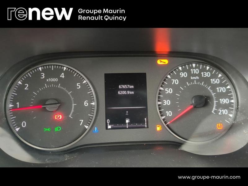 Photo 10 de l’annonce de DACIA Duster d’occasion à vendre à QUINCY-SOUS-SÉNART