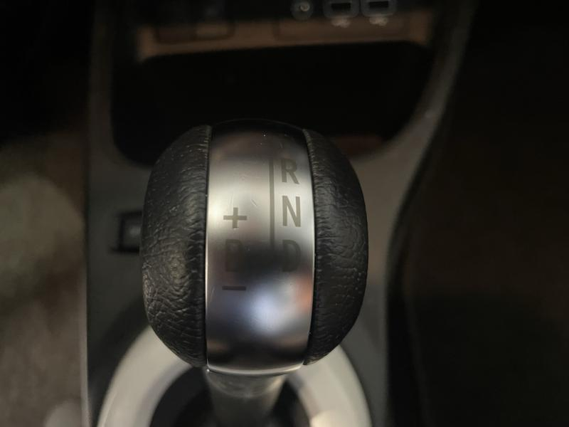 Photo 17 de l’annonce de RENAULT Twingo d’occasion à vendre à CHAMPIGNY-SUR-MARNE