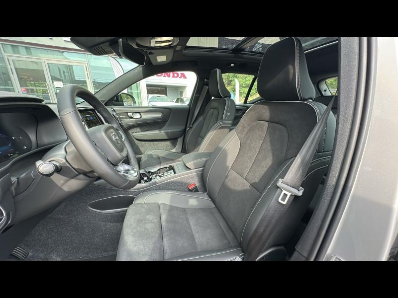 Photo 5 de l’annonce de VOLVO XC40 d’occasion à vendre à AIX-EN-PROVENCE