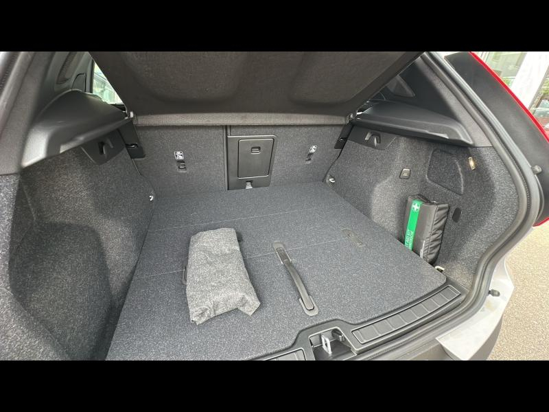 Photo 7 de l’annonce de VOLVO XC40 d’occasion à vendre à AIX-EN-PROVENCE