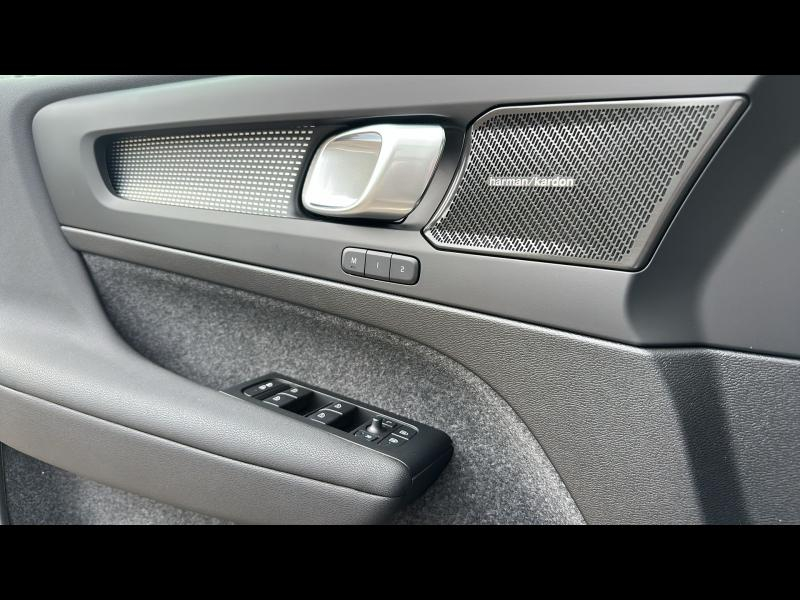 Photo 16 de l’annonce de VOLVO XC40 d’occasion à vendre à AIX-EN-PROVENCE