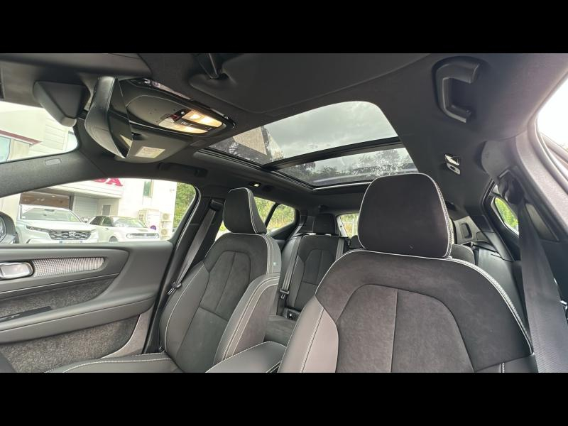 Photo 17 de l’annonce de VOLVO XC40 d’occasion à vendre à AIX-EN-PROVENCE